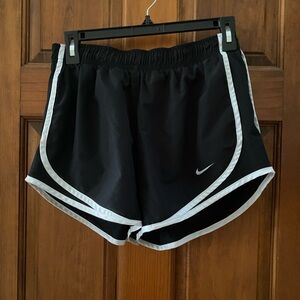 Nike dri fit shorts women’s M